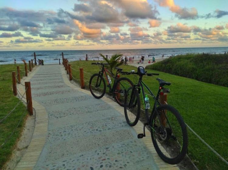 Apto Cond Ilhas Do Caribe - Pr - Beira Mar Matinhos Exteriör bild